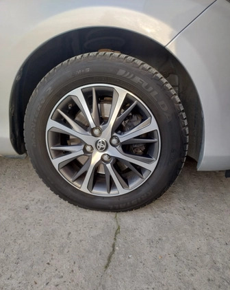 Toyota Yaris cena 56000 przebieg: 67000, rok produkcji 2019 z Niepołomice małe 326
